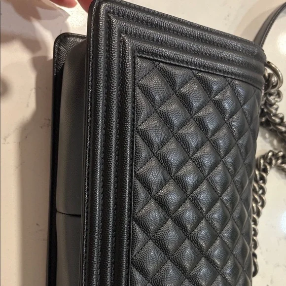 CHANEL Black Quilted Leather Bag with Silver Chain - Picture 5 of 8